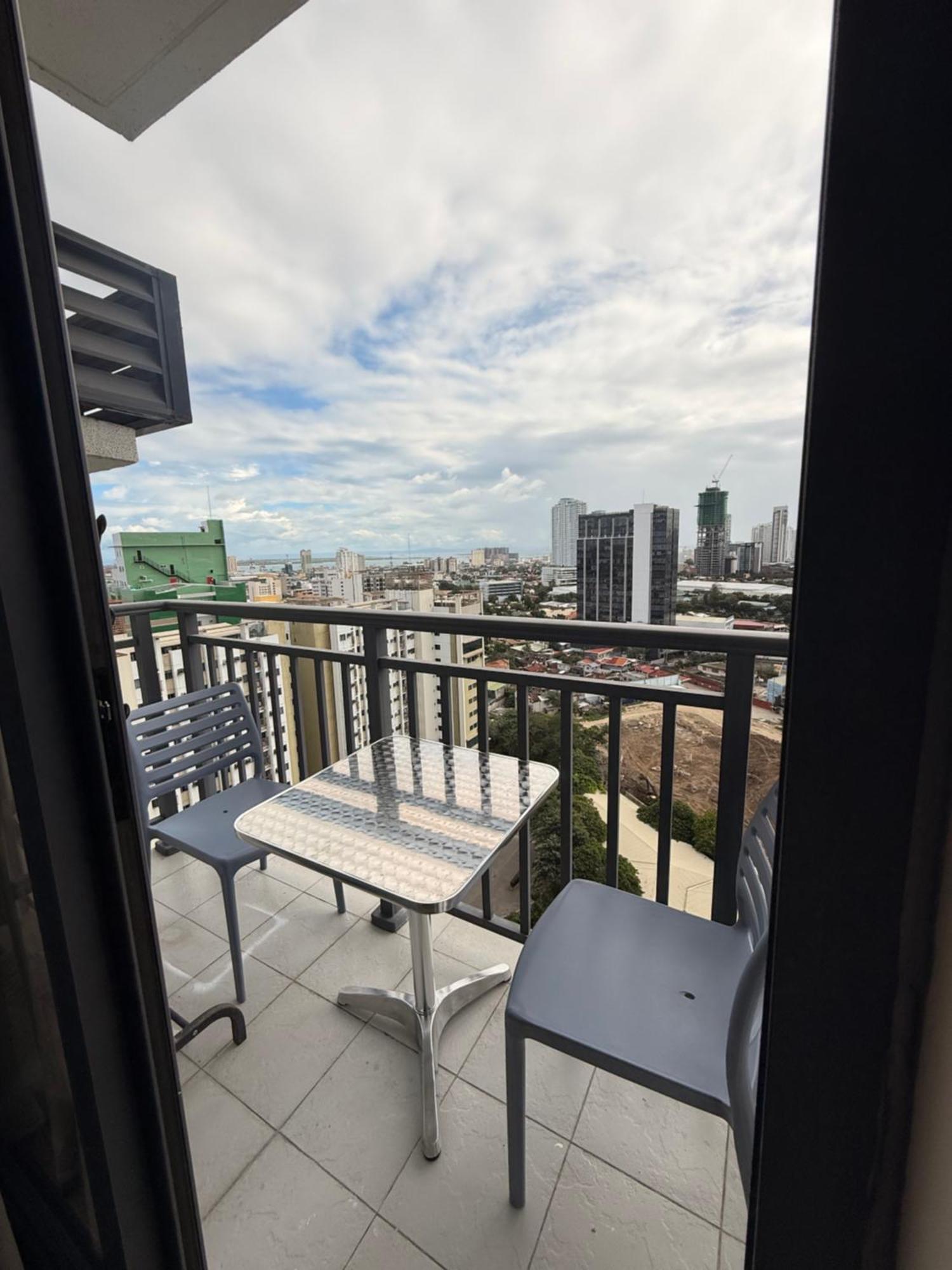 Arlowes At 20F Grand Residences 세부 외부 사진